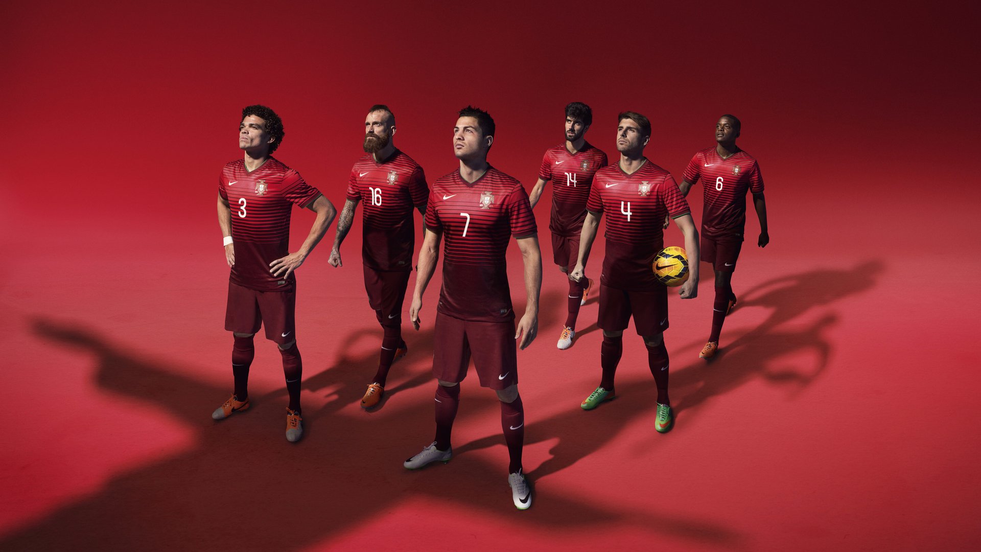 《【行业观察】电竞直播内容创新，吸引年轻用户新宠》，电竞直播室